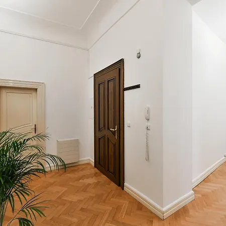 Lägenhet U Kapra Prag