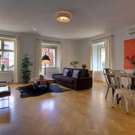 U Kapra Prague