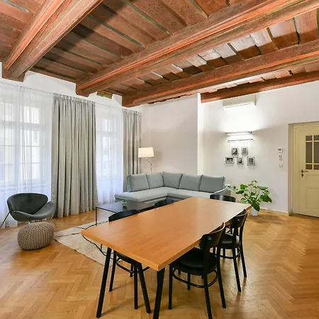 Apartment U Kapra